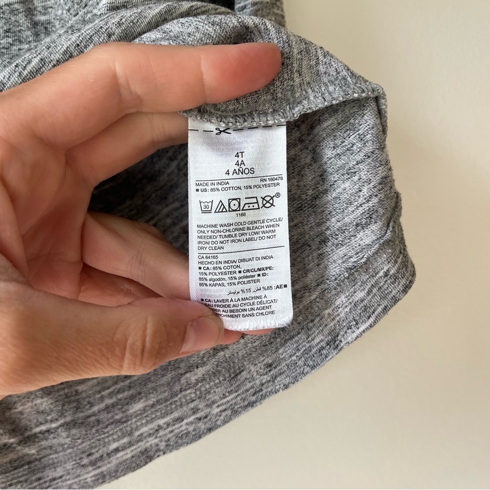 🌼 5/$20 Old Navy Boys Heather Gray Henley Long Sleeve Shirt Size 4T Cotton Blend - Picture 3 of 8